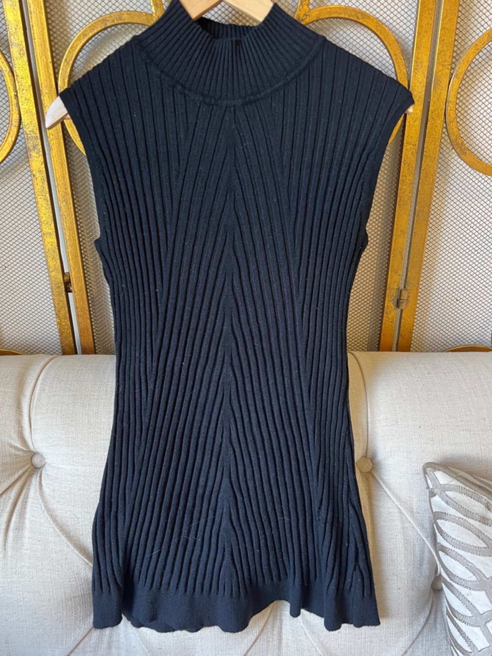 Lane Bryant Black Sleeveless Ribbed Mock Neck Top